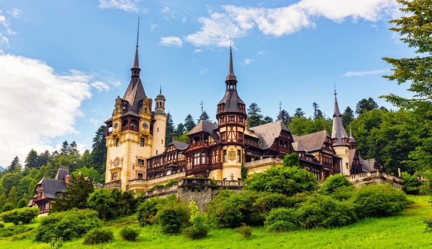 Casa Regală a României oferă spații de cazare gratuite pentru carantină pe Domeniul Regal Peleș