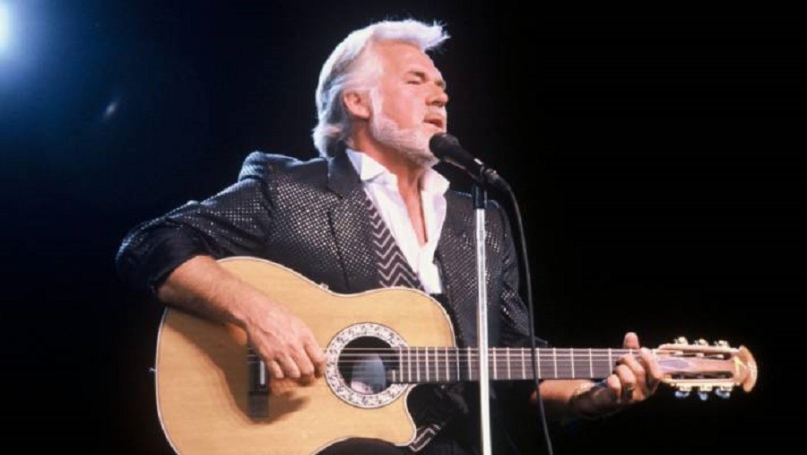 Legendarul Kenny Rogers a încetat din viață la 81 de ani