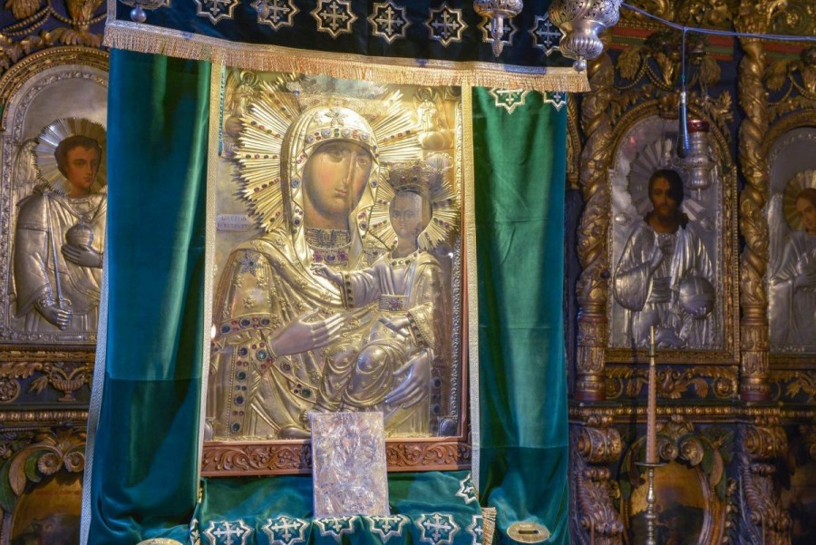 Icoana Maicii Domnului ”Îndrumătoarea” de la Mănăstirea Neamț, cea mai veche și cea mai frumoasă icoană din țară
