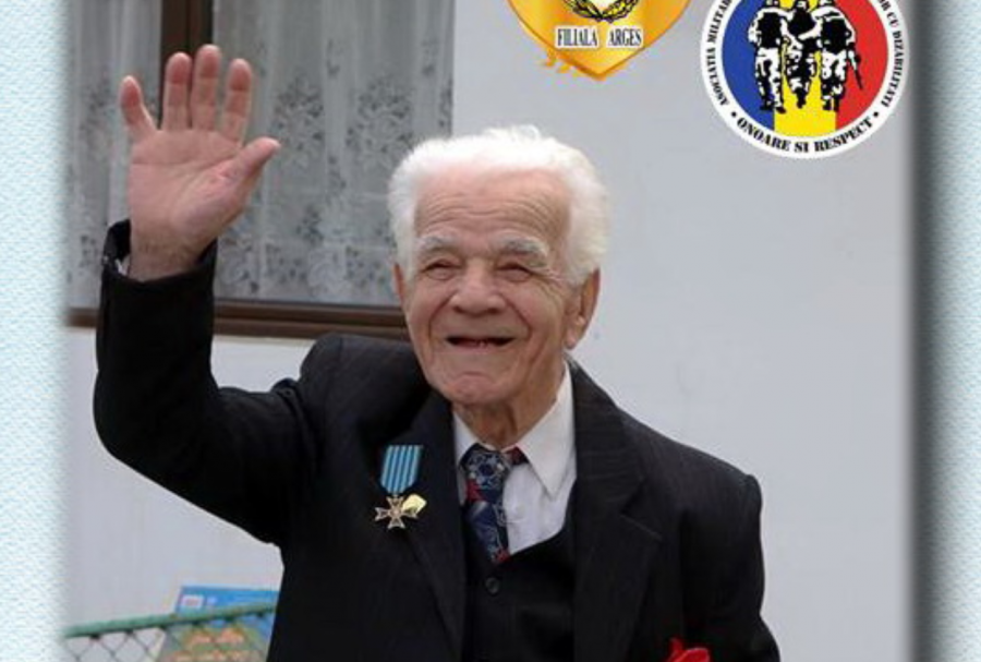 Veteranul de război Paraschiv Simăn a împlinit 102 ani. ”Când ești disciplinat și ai o viață organizată, toate merg ca pe roate”