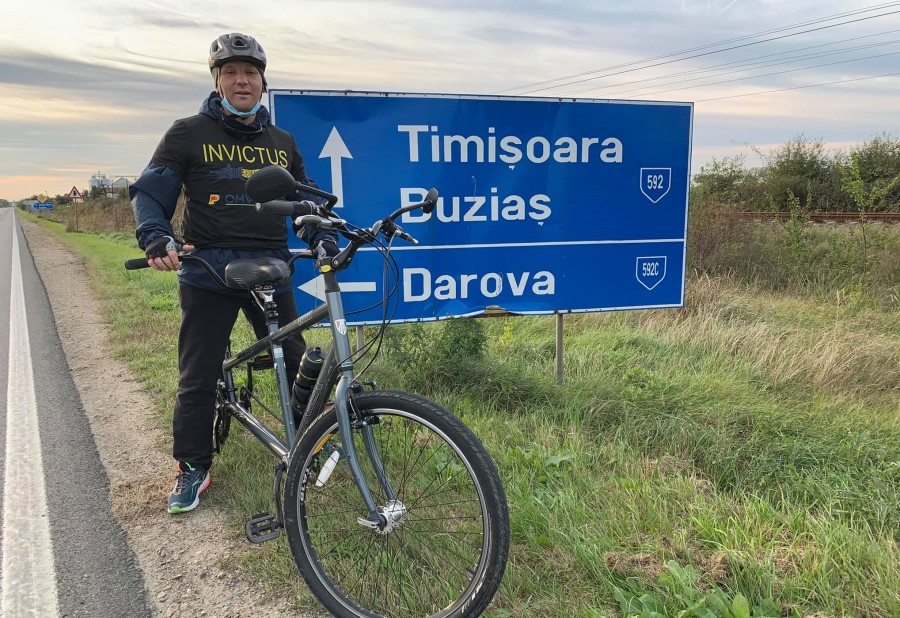 Veteranul Marius Iovi, militar rănit fără vedere, a pedalat 140 de kilometri la Ștafeta Veteranilor pe traseul albastru