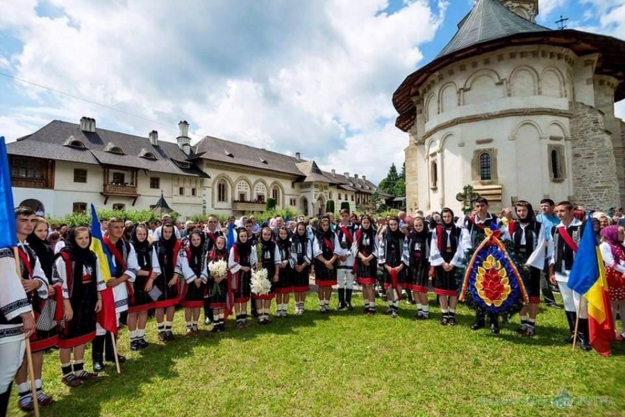 La mulți ani, Bucovina! În urmă cu 102 ani, la Cernăuți se adopta moţiunea unirii Bucovinei cu Regatul României
