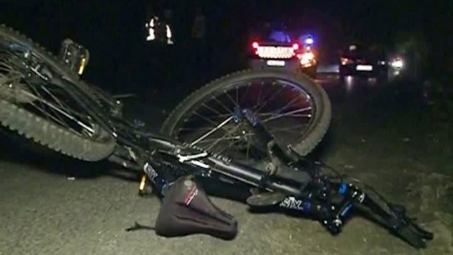 A accidentat un biciclist și a fugit de la fața locului