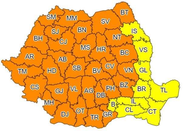 Cod portocaliu de grindină şi vijelii în 32 de judeţe, de vineri după-amiaza până duminică dimineaţa