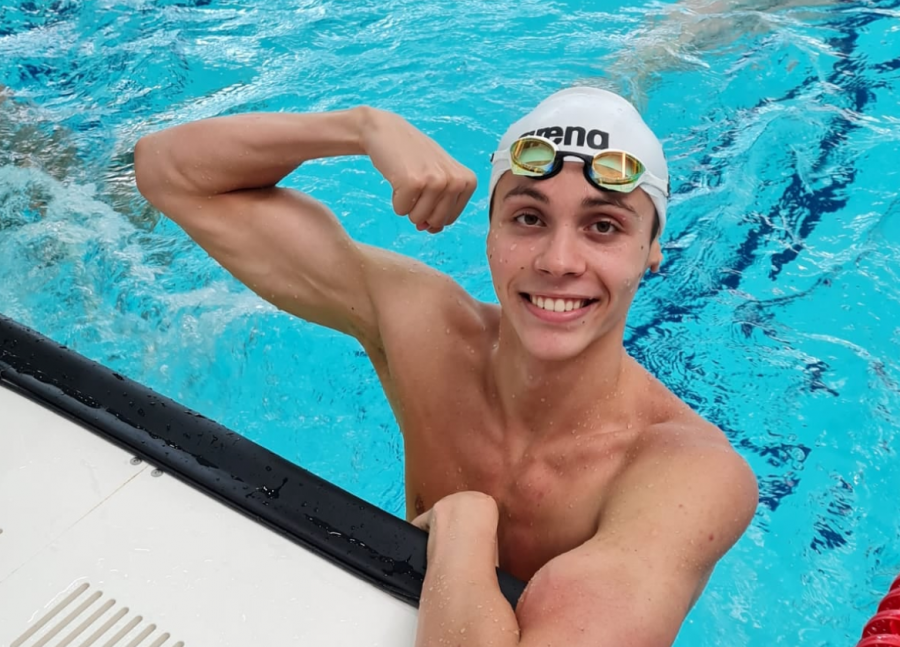 David Popovici a stabilit un nou record mondial la proba de 100 de metri liber, la Campionatele Europene de Juniori