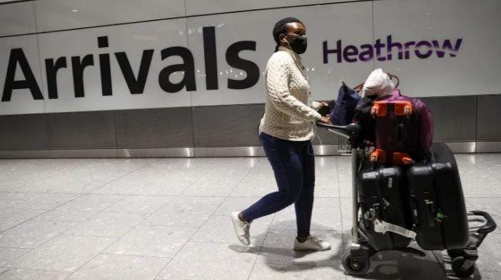 Marea Britanie, acuzată de DISCRIMINARE din cauza noilor reguli de călătorie impuse de frica COVID-19