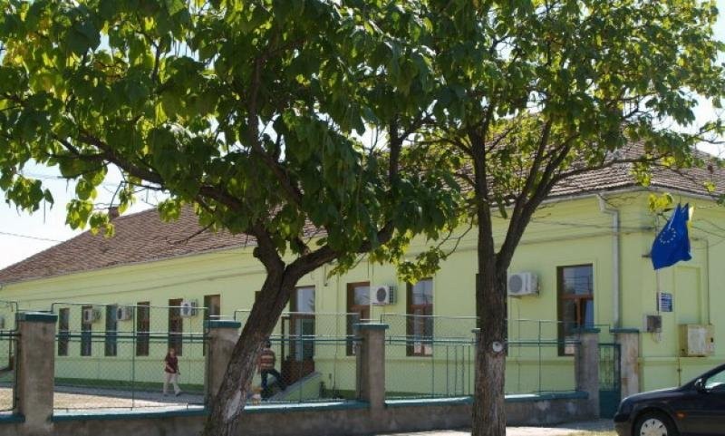 Direcţia de Asistenţă Socială Arad angajează asistent medical comunitar