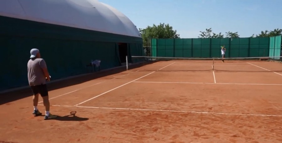 Interact Tenis Open, un turneu de tenis destinat tuturor categoriilor de vârstă