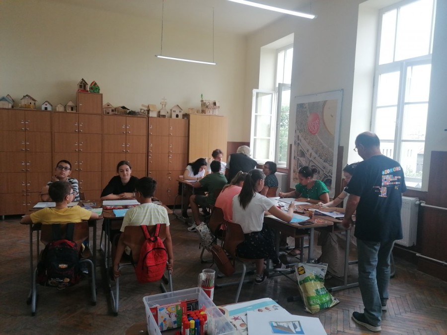„Les francitaires d’Arad” - cursurile de vară în limba franceză au loc în această săptămână la „Preparandia” (FOTO)