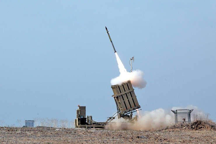 România ar putea fi prima țară din Europa care cumpără din Israel sistemul de apărare anti-rachetă IRON DOME