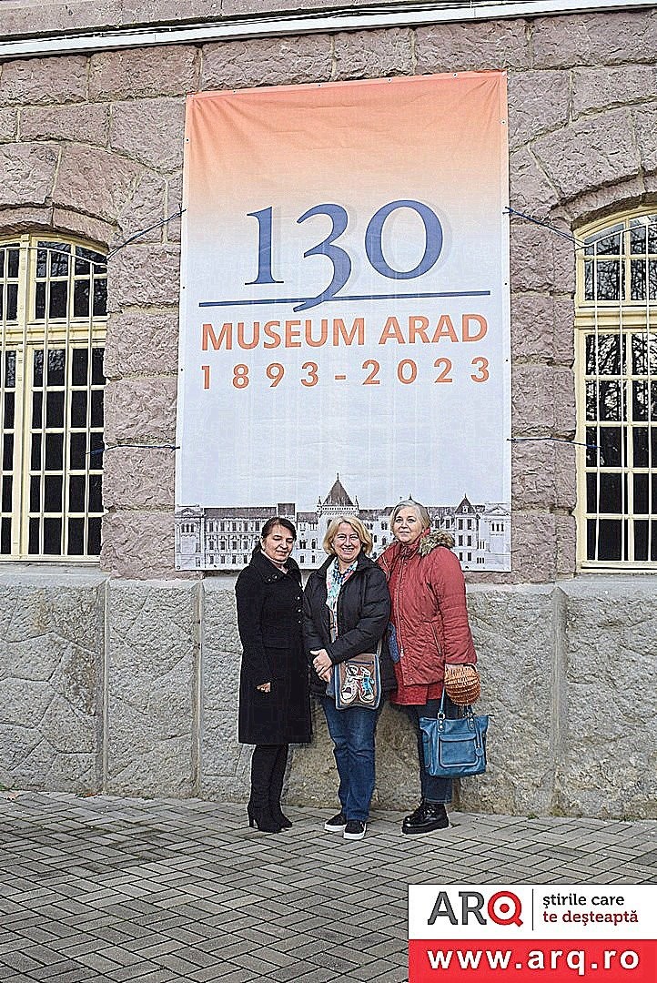 Complexul Muzeal Arad: Eveniment caritabil - expoziția ”Brazi de poveste la muzeu”