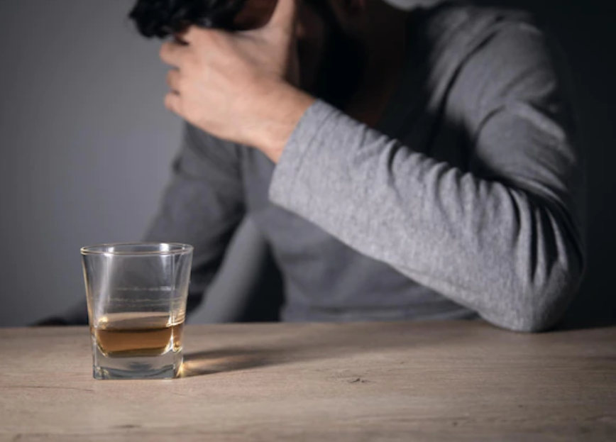 Impactul consumului de alcool asupra afecțiunilor neurologice precum demenţa