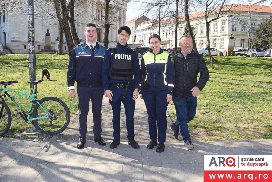 „Ziua Porților Deschise” a IPJ, în Parcul Eminescu