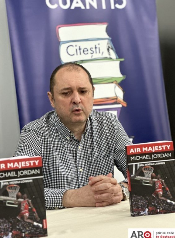 Cartea “Air Majesty. Michael Jordan” a jurnalistului sportiv Emil Hossu-Longin, a fost lansată (și) la Arad.