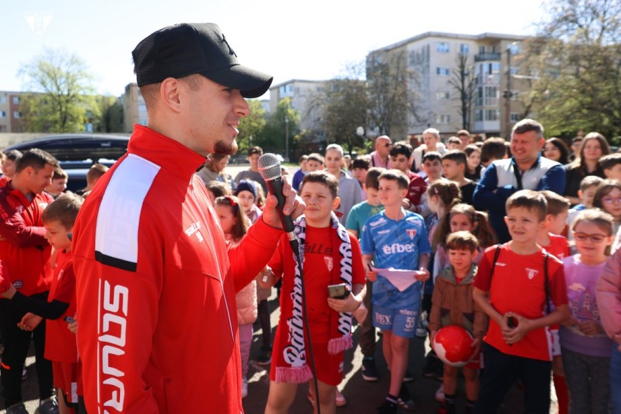 Meciul cu FC Botoșani - promovat în școli de jucătorii UTA-ei (FOTO)