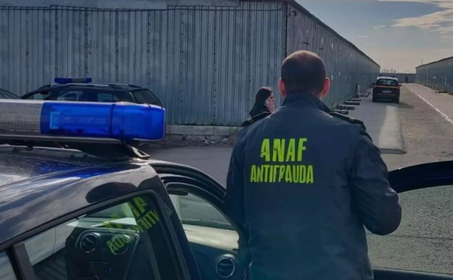 Fraude de peste 3 milioane de lei cu panouri fotovoltaice, investigate de ANAF.