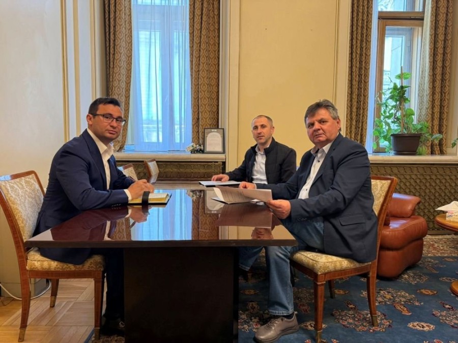 Glad Varga – discuții cu primarii de la Vinga și Moneasa despre nevoile comunităților