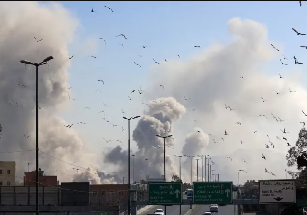 Incendiu la centrala nucleară Barakah din Abu Dhabi, după impactul unei drone