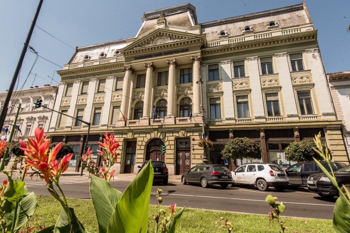 UAV deschide anul universitar sâmbătă, 26 septembrie, la Palatul Cultural