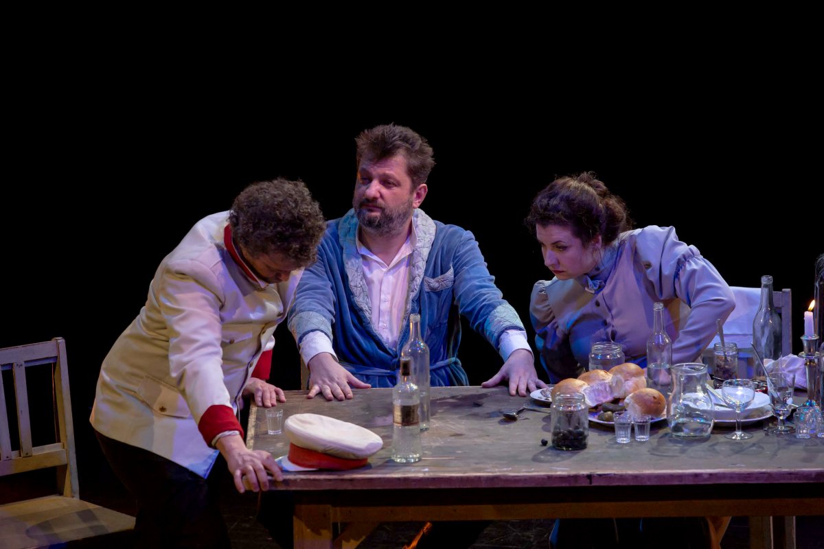 Noiembrie la Teatrul Clasic „Ioan Slavici” Arad: Festivalul Internațional de Teatru Nou și o lună de spectacole și întâlniri cu publicul tânăr (FOTO)
