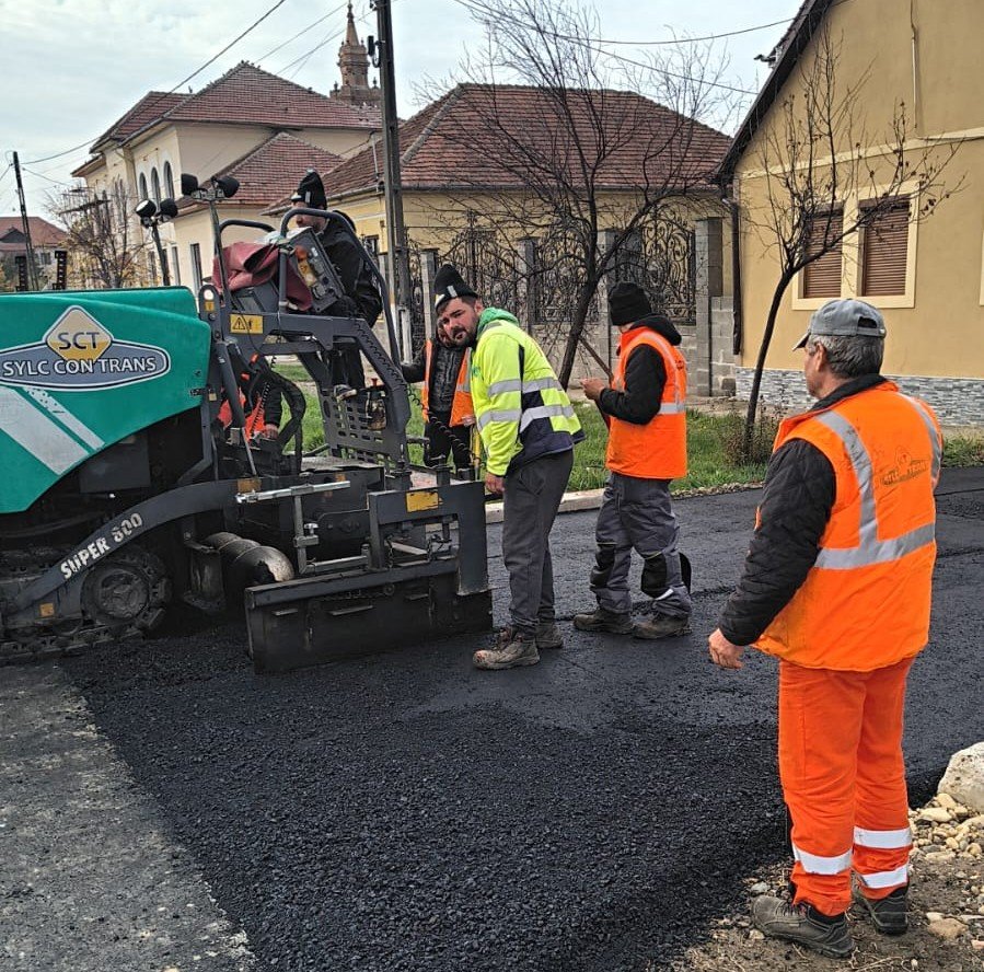 Iustin Cionca: „Modernizăm drumurile, dar și accesul oamenilor la propriile gospodării”